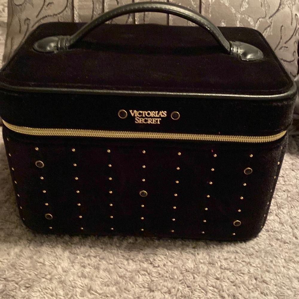 Victoria’s Secret Train Case